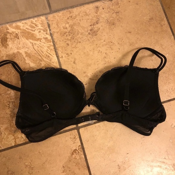 Victoria’s Secret Bra - Picture 5 of 6